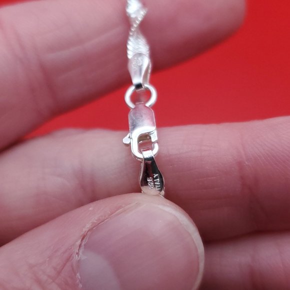 7 Inch 925 Sterling Silver Twisty Chain Bracelet - Picture 3 of 5
